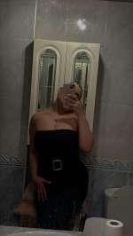 Esmer Mersin bayan Amira