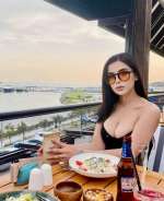 Fit dolgun bayan Alya