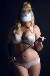 Anamur'un Büyüleyici Cazibesi: Bir Yenişehir Eskort Deneyimi