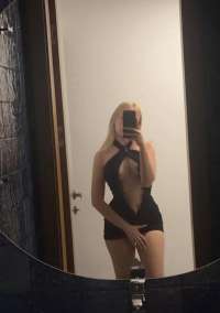Beyaz tenli  Mila seksi escort