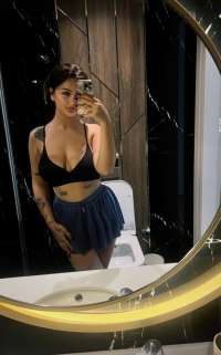 Beyaz tenli seksi escort ALEYNA