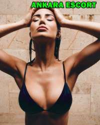 Çarpıcı Güzellikte Anamur Escort Ceren