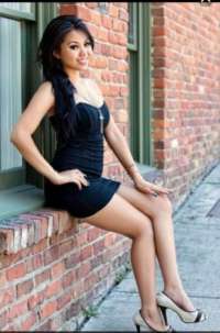 Erdemli'nin Göz Alıcı Kızı: Heyecan Dolu bir Geceye Hazır Olun