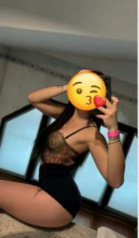 Esmer Mersin bayan Ayden