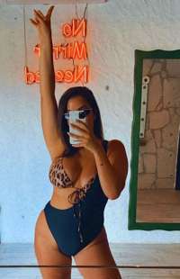 Fit ve Büyük Gögüslü escort Eda