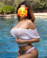 Fit vüçüt sahibi escort Nida