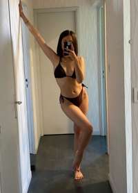 Genç Esmer Çıtır Bilge APART OTEL