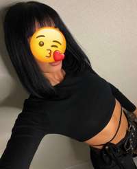 Manken hatlarına sahib escort Alya