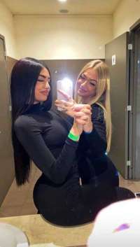 Mersin 2 bayan Lora & Mia. Kondom isteye bağlı