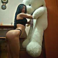 Mersin Bölgesinin Çarpıcı Güzeli: Tutkulu ve Baştan Çıkarıcı Escort Bayan