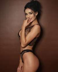 Mersin'deki Büyüleyici Güzellik: Mezitli Escort Bayan