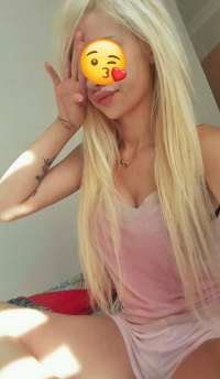 Minyon sarışın escort Ebru