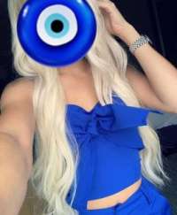 Oldukça güzel bir escort Tutku