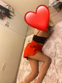 Sarışın saçlı seksi İzmirli Azra