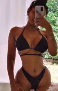 Seksi Rayya escort ile Doyulmaz geceler 