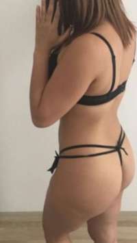 Tarsus'dan Çarpıcı Escort Bayan