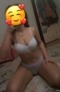 Ten yapısı mükemmel bir kız Sude