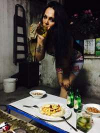 Tutkulu ve Eğlenceli Escort: Toroslar'ın Gözde Bayanı