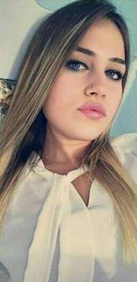 Yenişehir Bölgesinin Gözde Escortu Defne ile Fantazilerinizi Gerçekleştirin