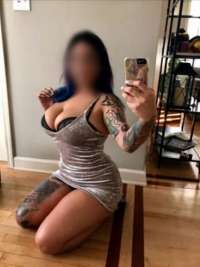 Yenişehir Bölgesinin Tutkulu Kızı: Sınırsız Eğlence ve Şehvet Dolu Anlar