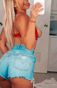 Zevk yaşatan escort mersin Hatice